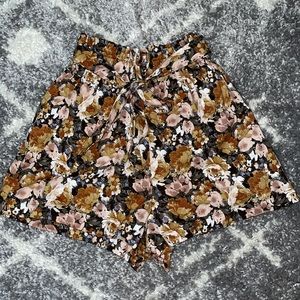 Wild Fable paperbag shorts, XS